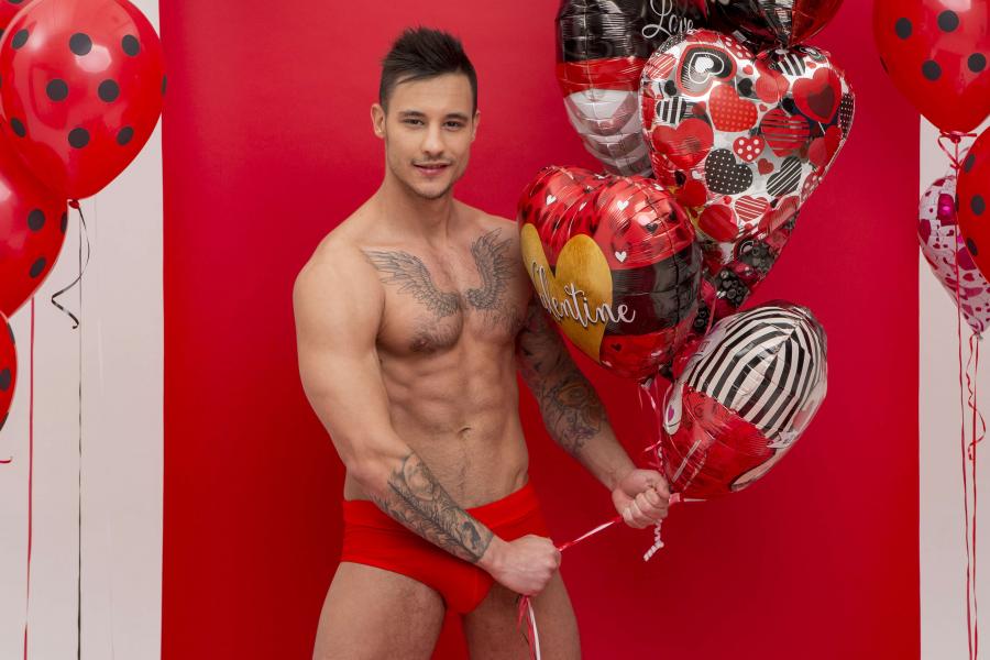 AYO COOPER VALENTIN DAY   150 Photos